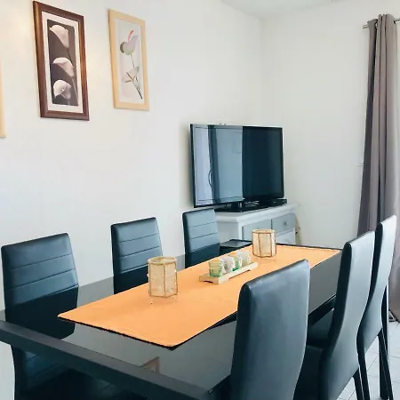 Сasa de vacaciones Valira 5 - Casa Adosada En La Marina De